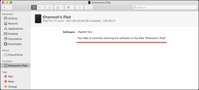 Vrstica napredka obnovitve za iPad na Macu.