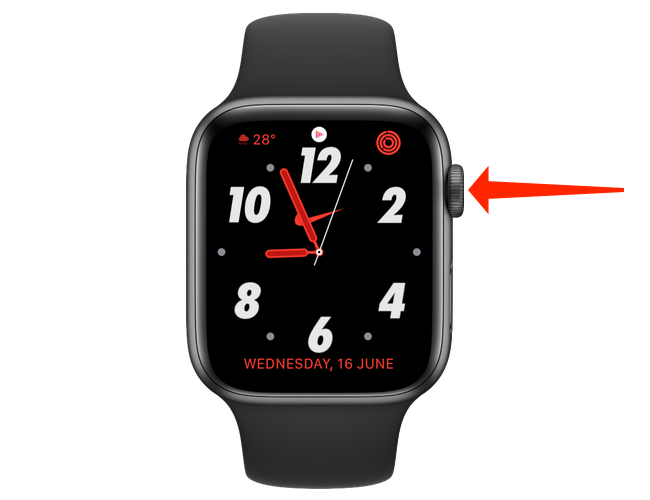 Drücke auf die Digital Crown, den großen runden Knopf an der Seite der Apple Watch.