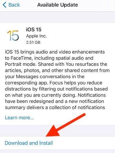 iOS 15 atjauninājums pieejams iPhone tālrunī