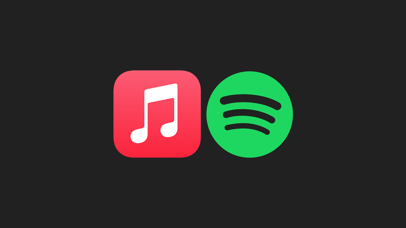 गहरे भूरे रंग की पृष्ठभूमि में Apple Music और Spotify लोगो।