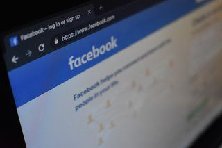 Contacte heretat de Facebook Com designar un executor del perfil per a la imatge 2 després de la mort