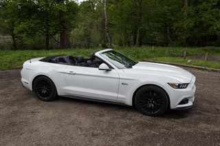 Ford Mustang GT Convertible recensione Figura 5