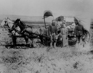 Un moment de descobriment sense llei: fotos primerenques de el vell oest