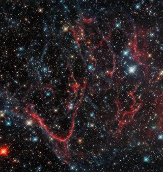 Невероятни изображения от дълбините на Вселената с любезното съдействие на изображението на космическия телескоп Хъбъл 2
