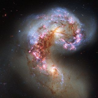 Поразителни изображения от дълбините на Вселената, с любезното съдействие на космическия телескоп Хъбъл Изображение 7