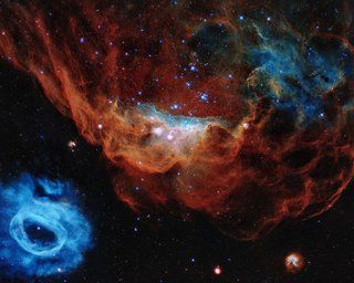 изумителни изображения от дълбините на Вселената с любезното съдействие на снимката на космическия телескоп Хъбъл 25