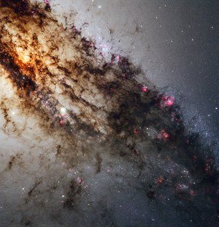 Поразителни изображения от дълбините на Вселената, с любезното съдействие на Космическия телескоп Хъбъл Изображение 17