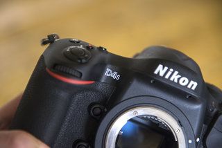Nikon D4S apžvalga