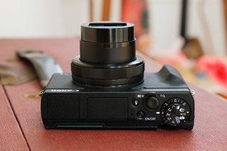 Canon PowerShot G5 X II изображение 2