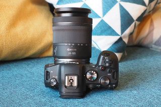 Canon EOS R6 సమీక్ష: తక్కువ రిజల్యూషన్, అధిక నాణ్యత?