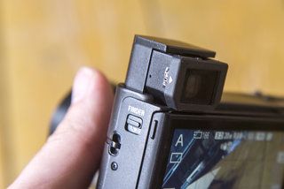 revisió de la imatge 5 de Sony Cyber ​​Shot RX100 III