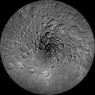 imagens incríveis de nossa lua em todas as formas e tamanhos. foto 16