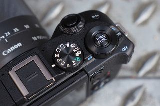 Obrázek recenze Canon EOS M6 Mark II