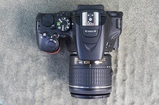 Nikon D5600 2. attēla apskats