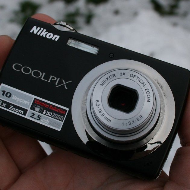 Câmera digital Nikon Coolpix S220