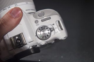 Canon EOS 100D Bílé obrázky a praktické použití