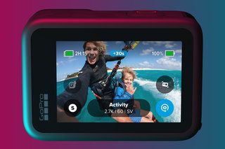 El GoPro Hero 9 Black inclou una pantalla frontal a color, vídeo de 5K i una durada de bateria més llarga