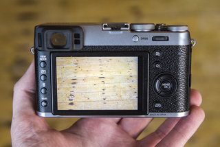 Pregled Fujifilma X100T: Nagajiva, a nišna