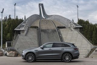 Mercedes EQC 리뷰: Merc의 순수 전기 SUV가 Jaguar와 Audi를 막을 수 있습니까?