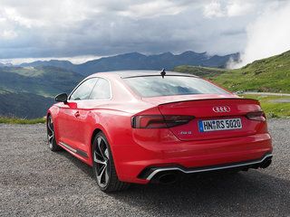 Audi RS5 (2017) anmeldelse: Pedal til metal