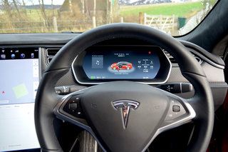 Tesla Model S 100D Test Innenansicht 4