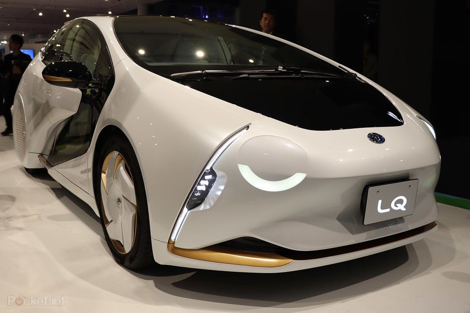 Toyota prototipa un'auto elettrica a stato solido nel 2021