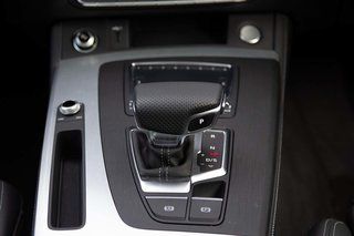 Imagen de revisión 23 del híbrido enchufable del Audi Q5