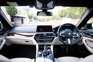 interiér interiéru BMW radu 5 2017 1