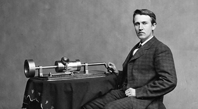 Thomas Edison dengan Phonograph ca. 1878