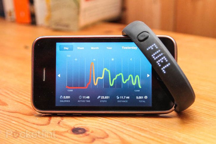 Ažuriranje Nike FuelBand donosi dvostruki dodir kako bi izvornim FuelBandovima rekao vrijeme i bolje algoritme