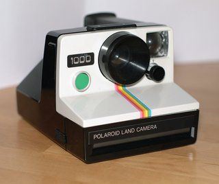 Polaroid instant kamere