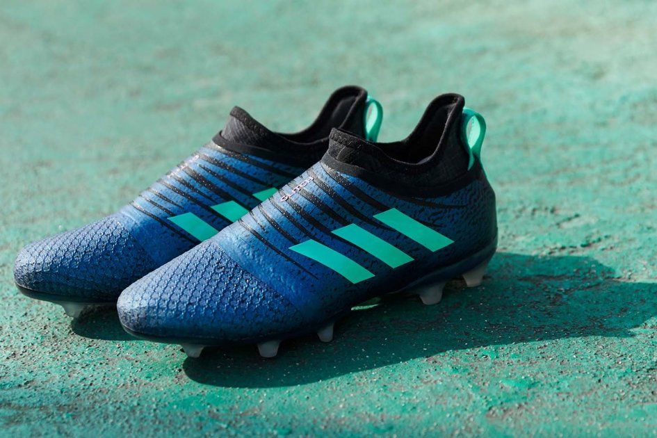 Nous avons parlé au concepteur des chaussures de football en cuir interchangeables Adidas