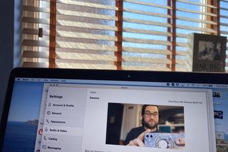 Hoe u uw videogesprekken of vlogs vanuit huis kunt verbeteren