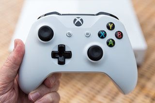 Immagine delle riprese del prodotto Xbox One S All-Digital Edition 8