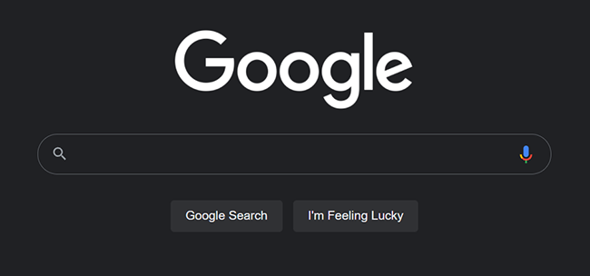 „Google“ paieška darbalaukyje tamsiuoju režimu.