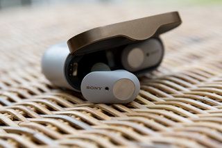 Най -добрите слушалки с Google Асистент през 2020 г. Интелигентни звуци от Bose Sony и още изображение 7