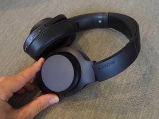 Sony MDR-100ABN h.ear par bezvadu NC austiņām: muļķīgs nosaukums, nopietna trokšņu slāpēšana