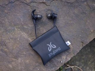 Recenze Jaybird X3: Cenově dostupná sportovní sluchátka bez kompromisů