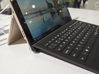 Lenovo IdeaPad Miix 700: Lepší než Microsoft Surface Pro?