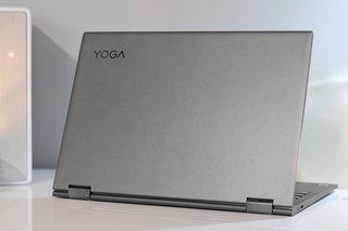 Lenovo Yoga C630 WOS преглед: Long-laster не е майстор на приложения