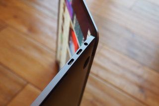 MacBook Pro s dotykovým panelem, recenze 13 palců Cenově výhodné zvýšení výkonu, které stojí za to mít obrázek 6