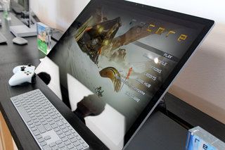 Microsoft Surface Studio: um PC tudo-em-um impressionante que funciona como uma mesa de desenho
