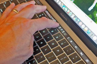 Problémy s klávesnicí MacBooku? Získejte zdarma svůj MacBook, MacBook Pro nebo MacBook Air