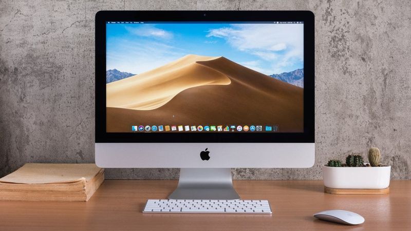 Kuinka piilottaa kaikki työpöydän kuvakkeet Macissa
