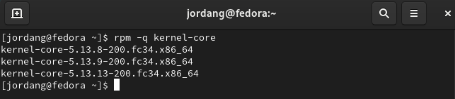 Suche nach Linux-Kernels im Fedora-Terminal