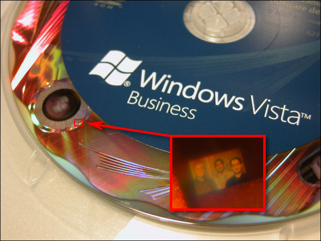 Foto hologram pasukan keselamatan Windows Vista.