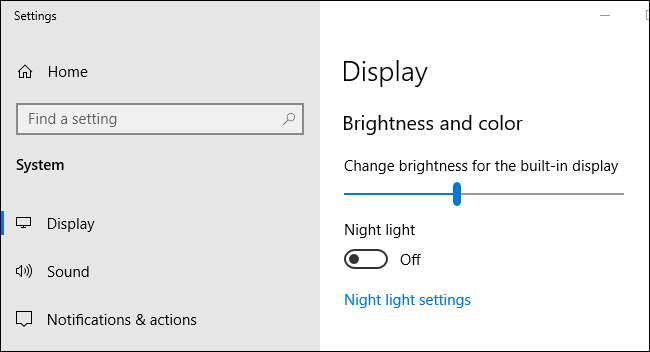 Плъзгачът за яркост на дисплея в Windows 10