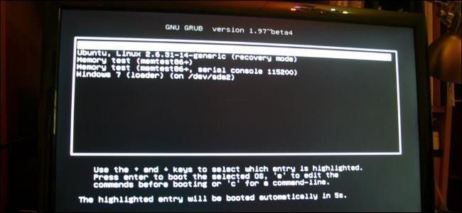 GRUB2 101: Com accedir i utilitzar el carregador d'arrencada de la vostra distribució de Linux