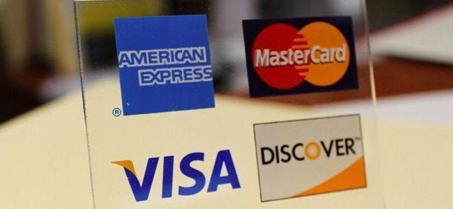 La compañía de su tarjeta de crédito le ofrece garantías extendidas gratuitas