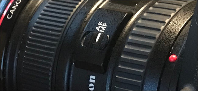 اپنے DSLR یا مرر لیس کیمرے کو دستی طور پر کیسے فوکس کریں۔